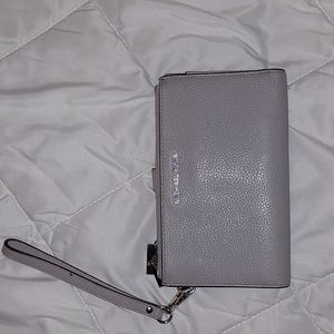 Michael Kors smartphone wallet